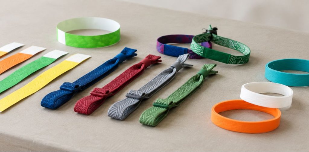 maneras de usar pulseras personalizadas en promociones
